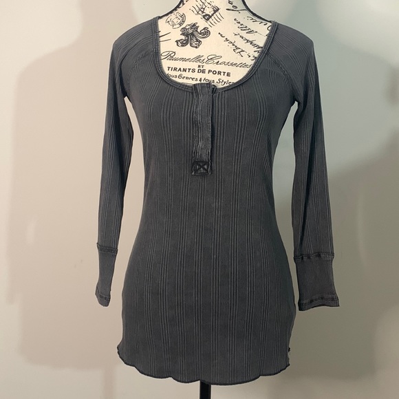 Free People Tops - We the Free Women's gray ribbed stretchy fitted Long Sleeve Top Size: M NWOT